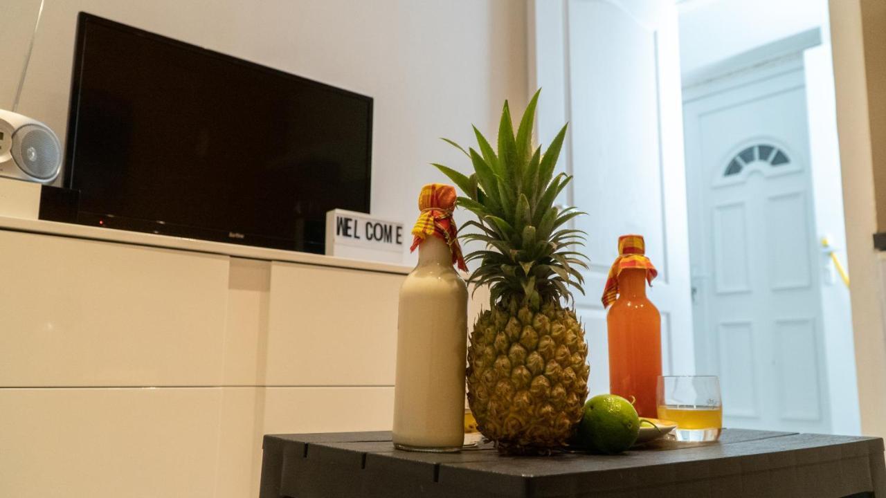Joli Appartement Avec Vue Au Moule Le Moule Eksteriør billede