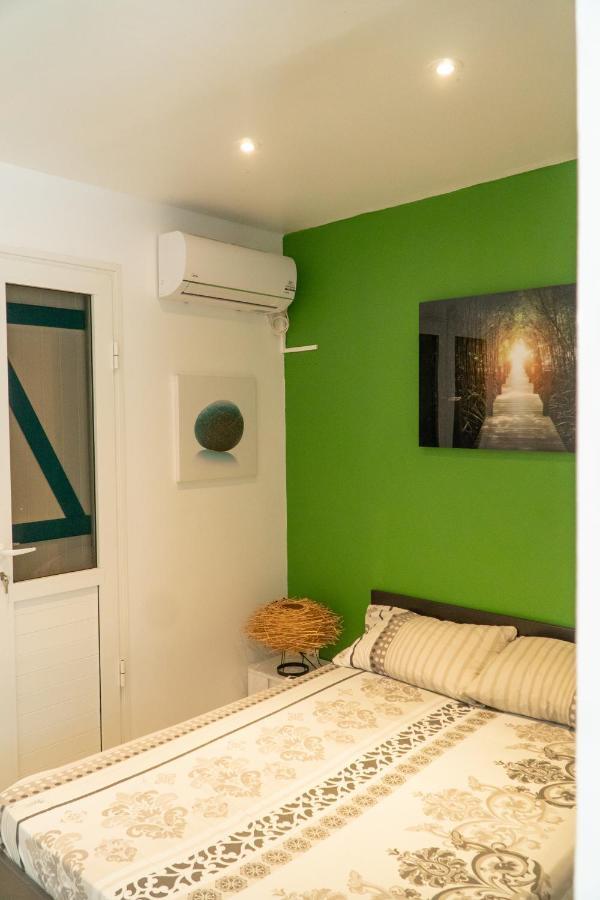 Joli Appartement Avec Vue Au Moule Le Moule Eksteriør billede